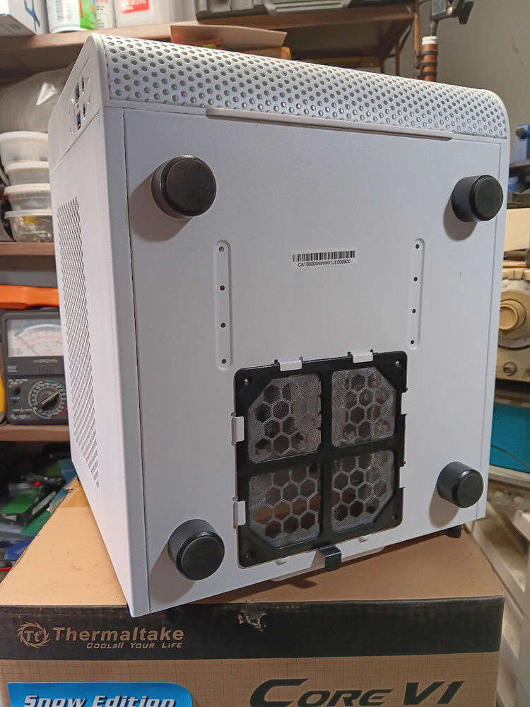 Thermaltake Core V1 Mini ITX Snow Edition Gaming Case