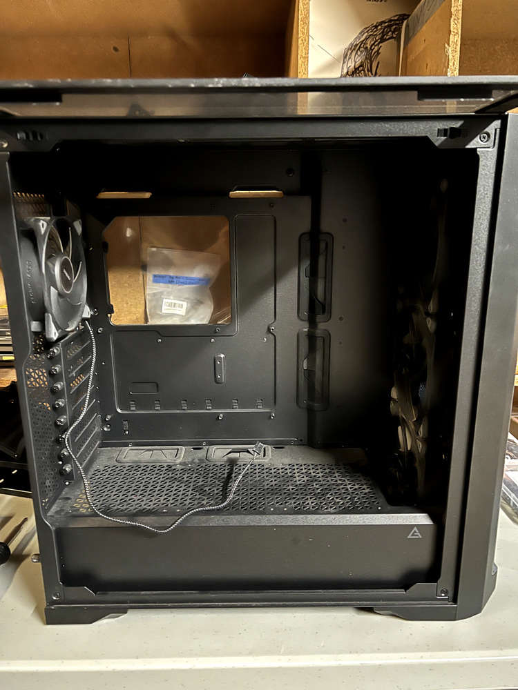 Antec Performance 1 FT Dual Glass E-ATX Tower - Style & Performance
