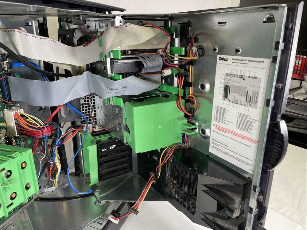 Dell Precision 670 Workstation PC - Xeon Dual 3.00GHz, 1GB RAM, No HDD