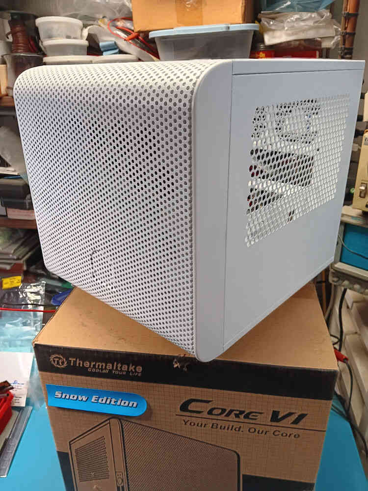 Thermaltake Core V1 Mini ITX Snow Edition Gaming Case