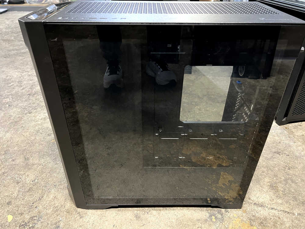 Antec Performance 1 FT Dual Glass E-ATX Tower - Style & Performance