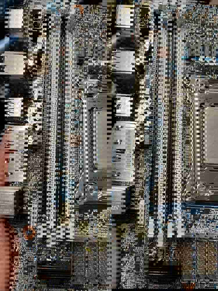 HP Z620 Workstation Motherboard with CPU - High-Performance Computing Solution