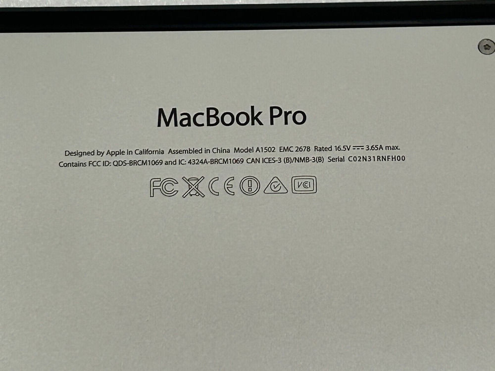 Apple MacBook Pro 13" A1502 Logic Board 2013/2014 with 2.4GHz i5, 8GB RAM