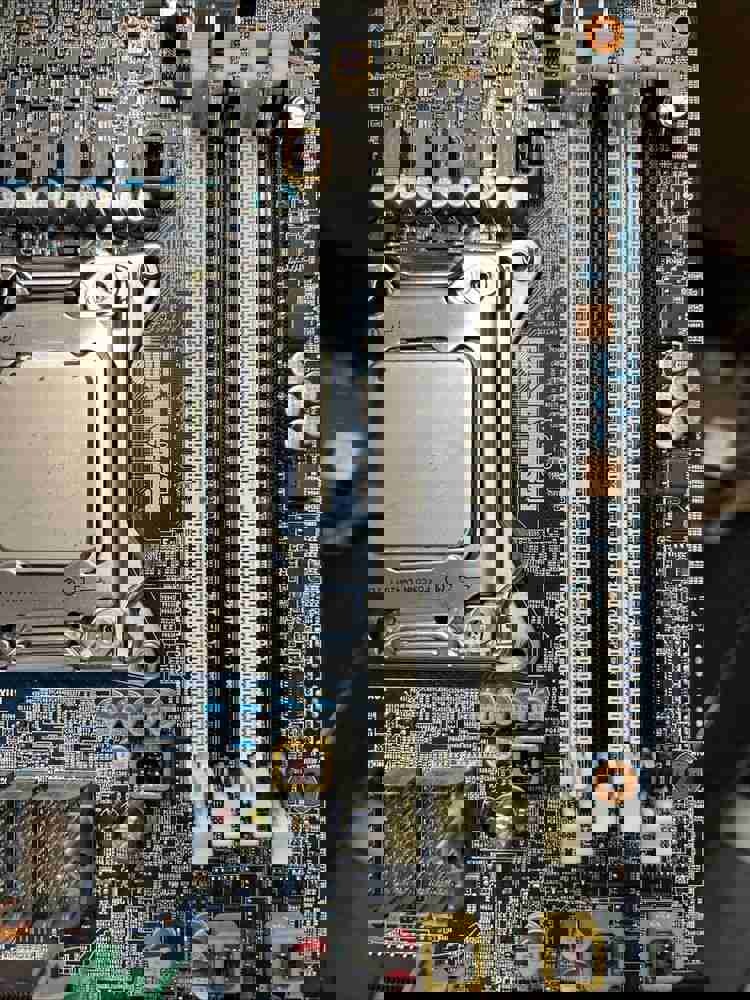 HP Z620 Workstation Motherboard with CPU - High-Performance Computing Solution