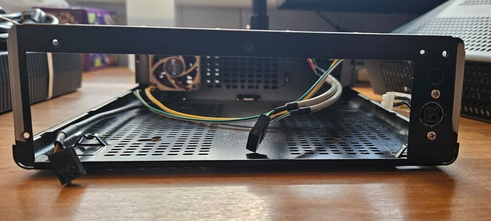 Mini-Box M350 Compact PC Case with PicoPSU-160-XT+192W Power Kit