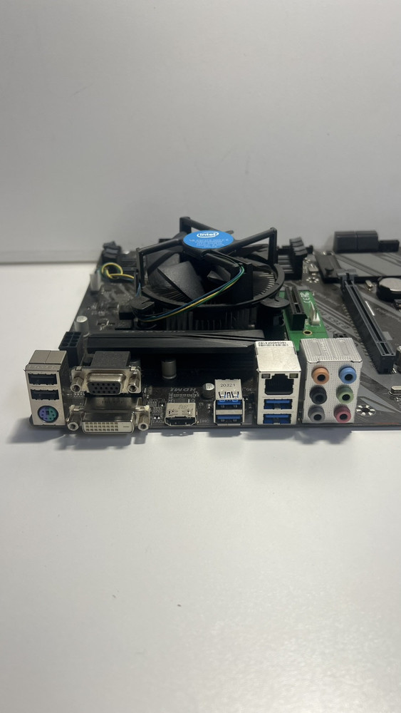 GIGABYTE B365 HD3 Intel Motherboard Bundle with CPU, Cooler, and NGFF