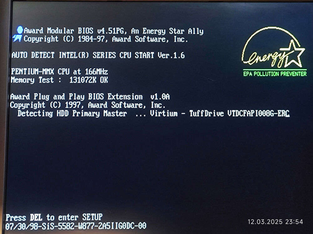 Vintage Gigabyte GA-586STX2 Motherboard Kit with CPU and RAM