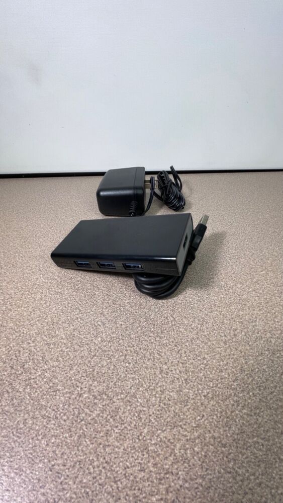 7-Port USB 3.0 Hub - High-Speed Connectivity for Multiple Devices