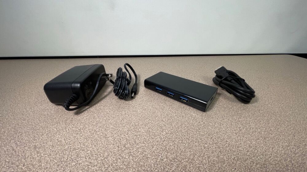 7-Port USB 3.0 Hub - High-Speed Connectivity for Multiple Devices