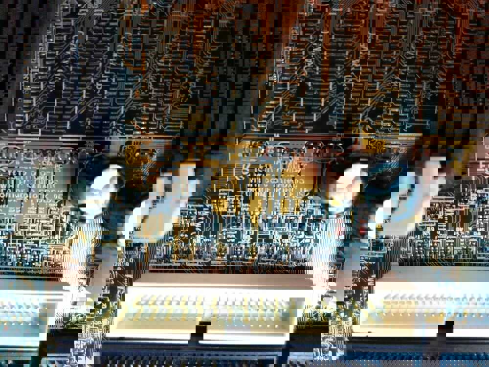 Gigabyte GA-5SMM Socket 7 Motherboard - Customizable Desktop Upgrade