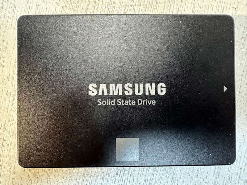 Samsung V-NAND 860 EVO 250GB 2.5" SSD - MZ-76E250 | High-Speed Storage