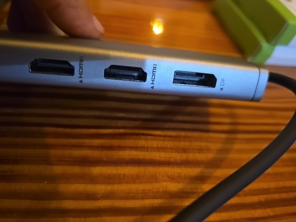 8-in-1 USB-C Hub with Multi-Display and Peripheral Connectivity