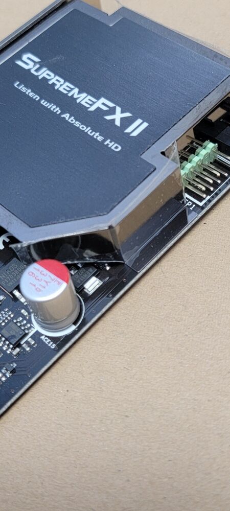 Asus ROG SupremeFX II PCIe Sound Card - Enhanced Audio for Gaming