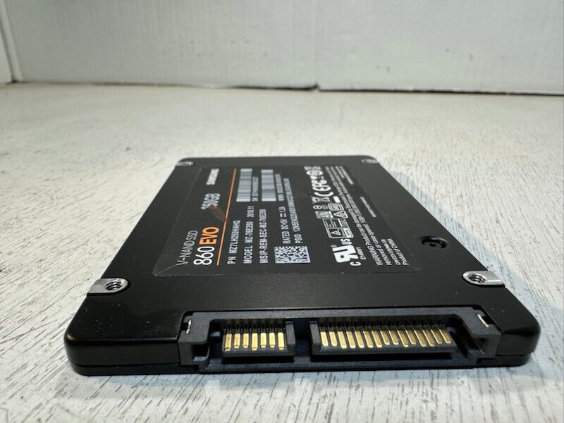 Samsung V-NAND 860 EVO 250GB 2.5" SSD - MZ-76E250 | High-Speed Storage