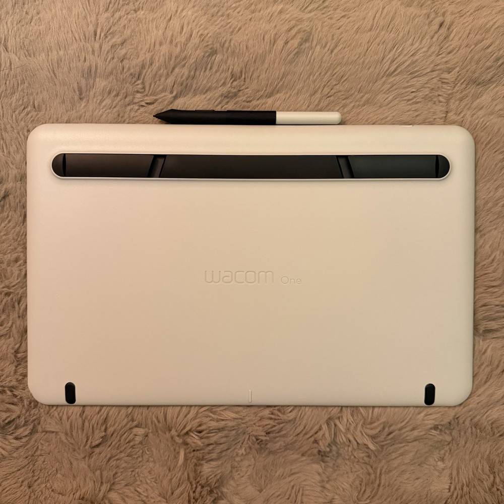 Wacom One 13.3” Digital Drawing Tablet | DTC133 - Artistic Precision and Comfort