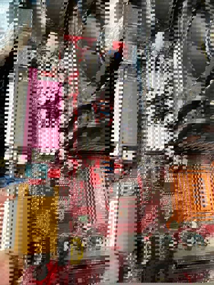 MSI 645 Ultra (MS-6547) ver:2 Socket 478 ATX Motherboard with CPU