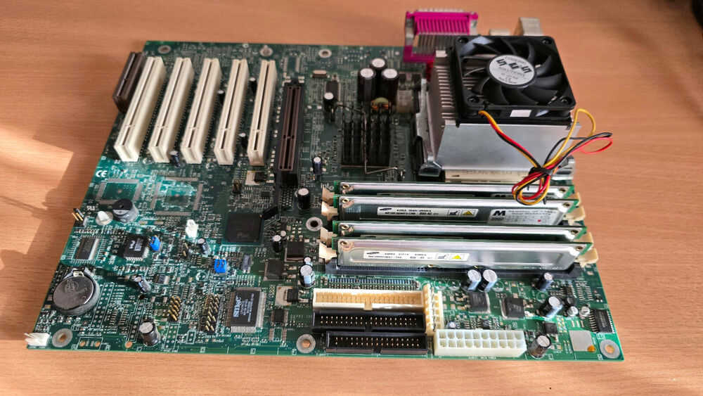 Intel D850GB Motherboard with Pentium 4 and 384MB RDRAM - Enhanced Performance