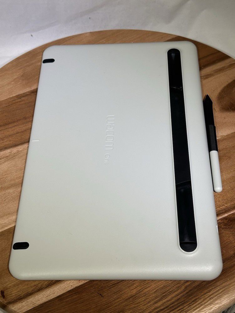 Wacom One 13.3" HD Digital Drawing Tablet - DTC133 Black