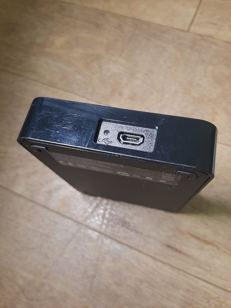1TB Western Digital Elements Portable Hard Drive - Sleek Storage Solution