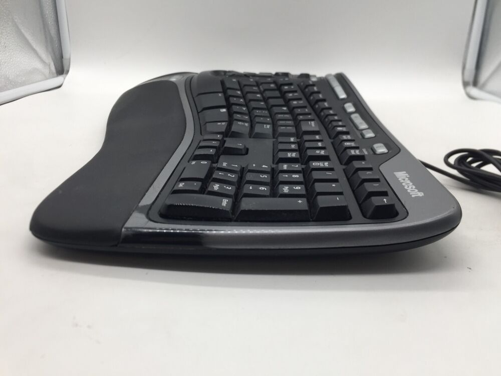 Microsoft Ergonomic Keyboard 4000 v1.0 KU-0462 - Comfortable & Productive Typing