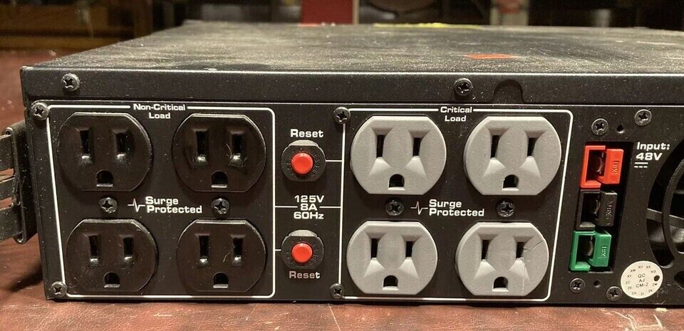 Middle Atlantic UPS-1000R - Premium Uninterruptible Power Supply