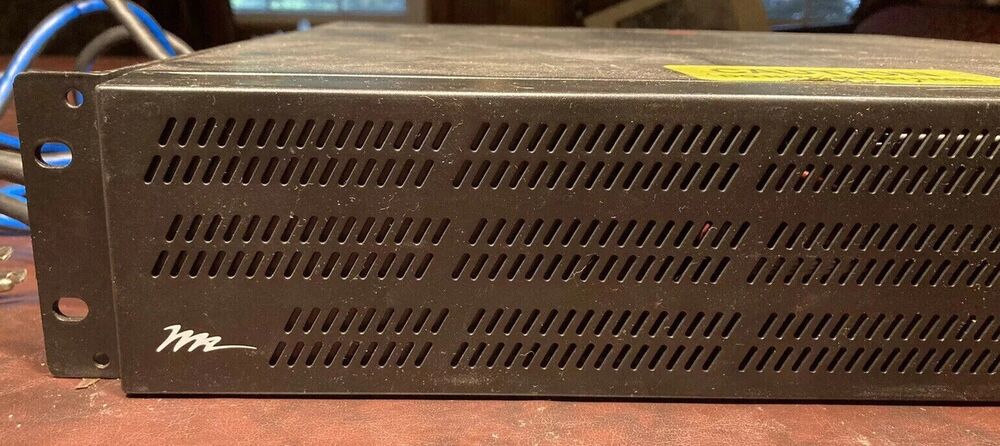 Middle Atlantic UPS-1000R - Premium Uninterruptible Power Supply