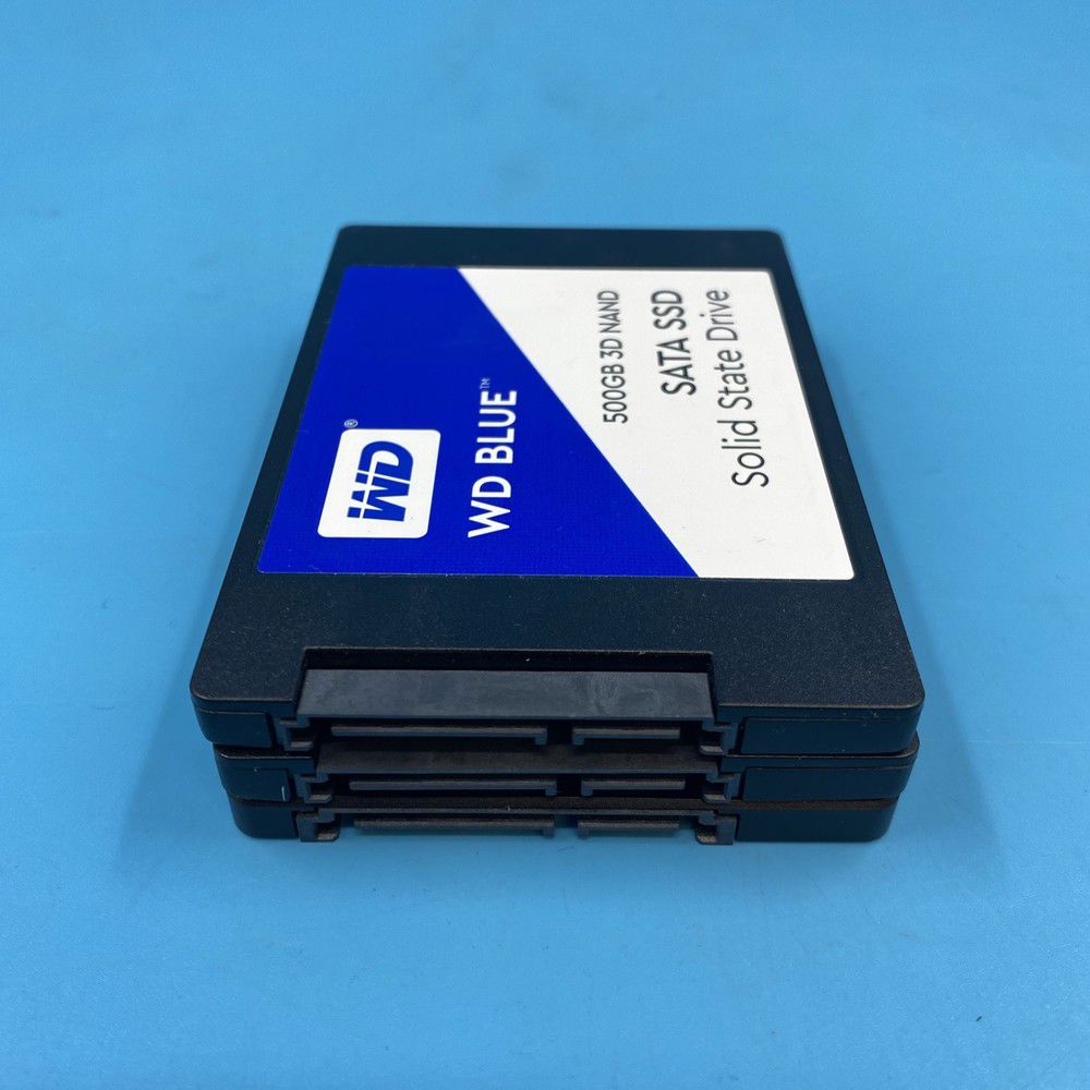 (LOT OF 3) 500GB SSD 2.5 SATA Solid State Drives - Samsung & WD