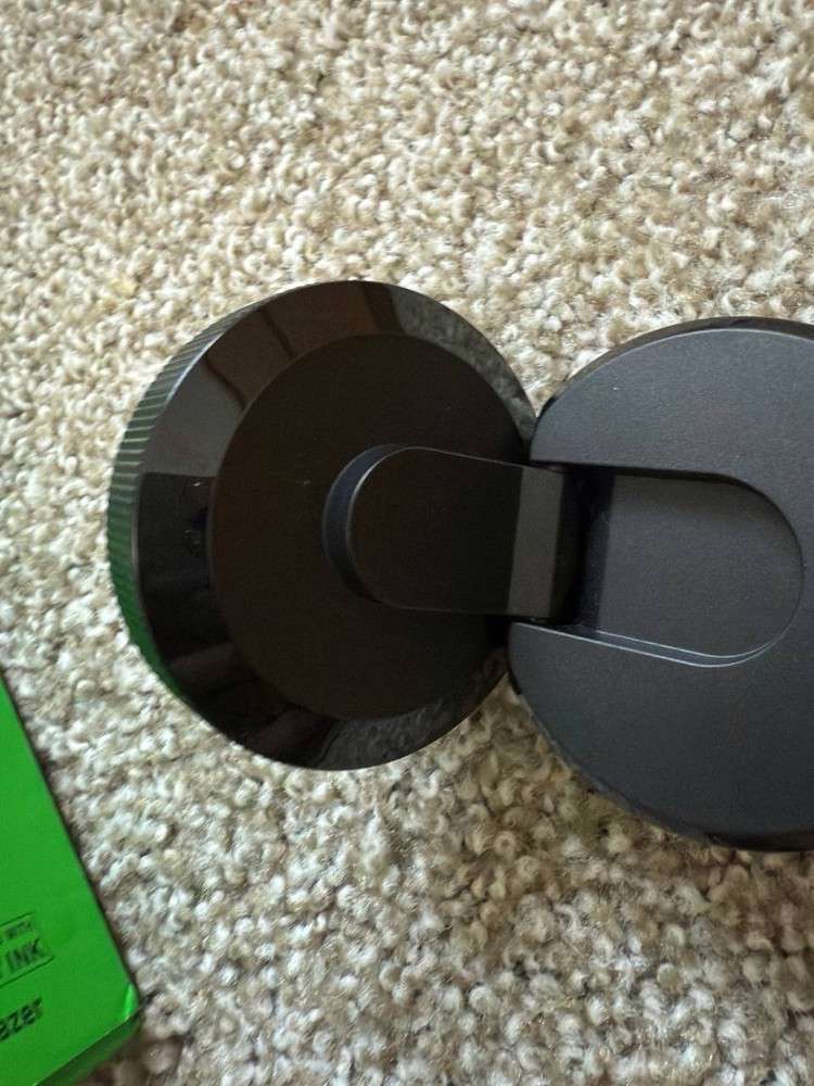Razer Kiyo Pro Streaming Webcam - High-Quality, Open Box Deal