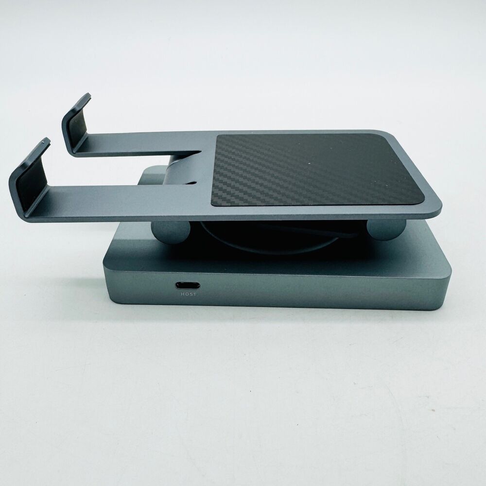 NewQ 11-in-1 USB C Hub with SD/TF 4.0 Reader - Ultimate Connectivity