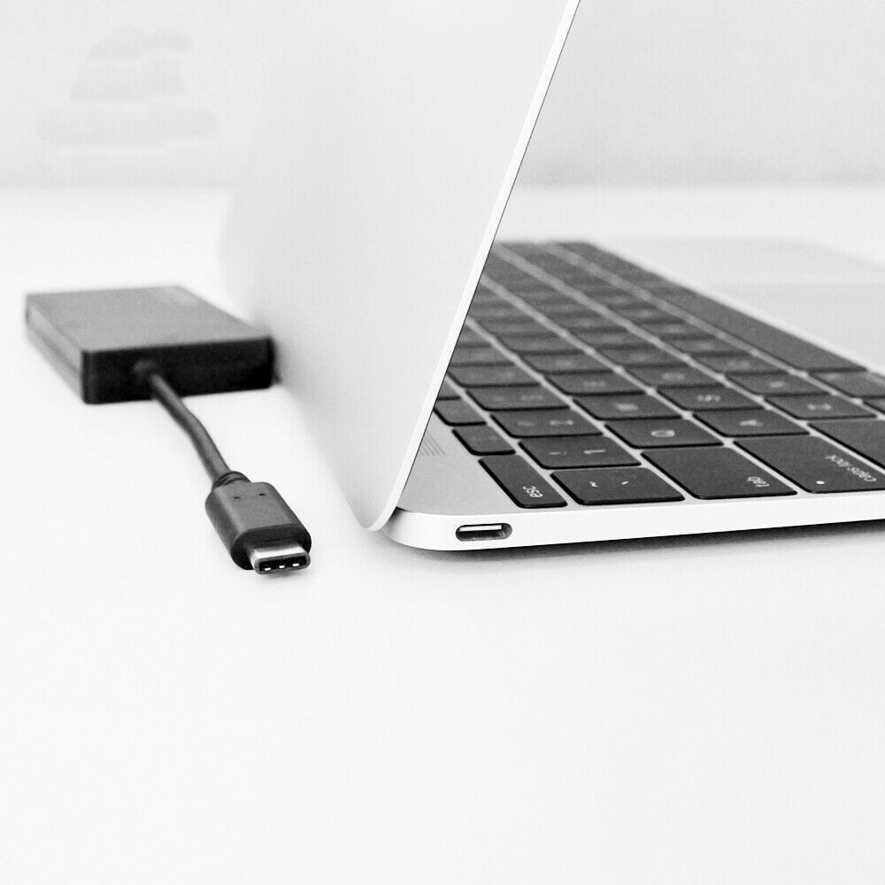 Ultra-Fast Type-C 4-Port HUB - Connectivity Booster