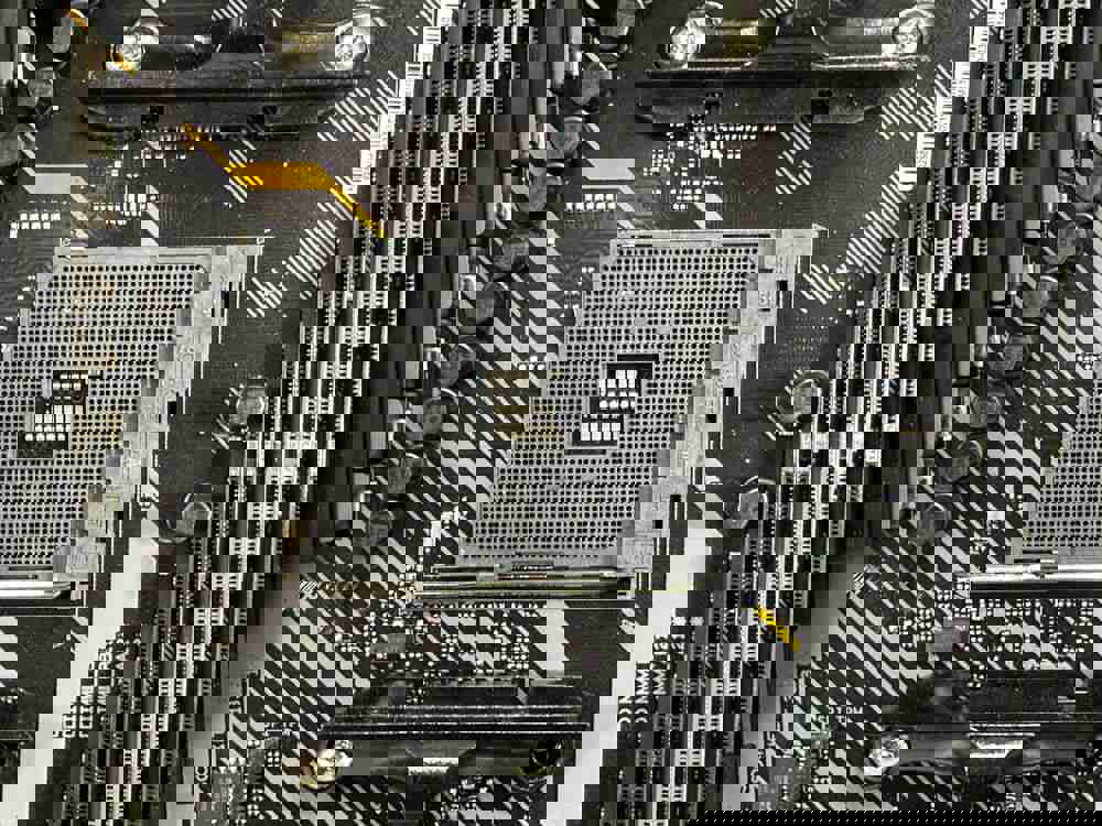 ASUS TUF GAMING X570-PLUS (WI-FI) AM4 Motherboard