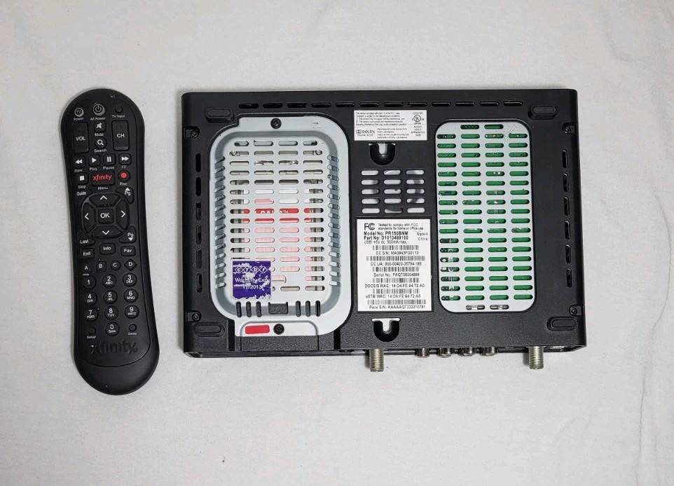 Comcast Xfinity PR150BNM Digital Set-Top Cable Box with Remote