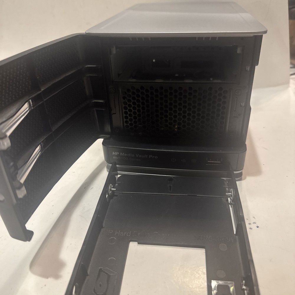 HP Media Vault MV5100 (GX667AA) - No Power Cord