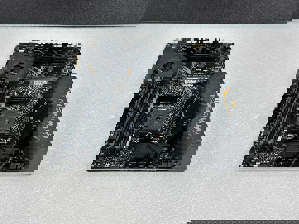ASUS TUF GAMING X570-PLUS (WI-FI) AM4 Motherboard