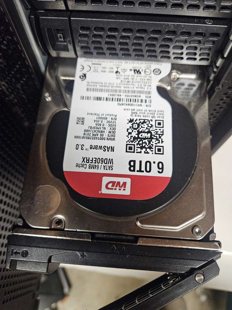 ReadyNAS Advanced 8 Bay Network Storage with 48TB Total Capacity