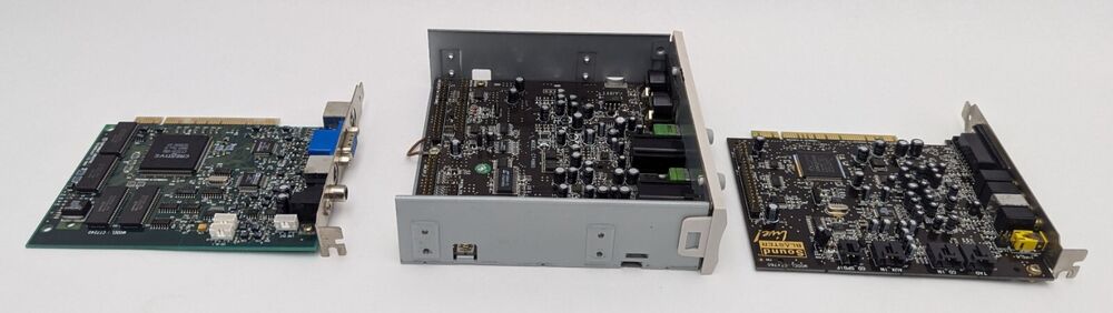 VTG 1999 Creative Live! Drive PCI Audio Interface Bundle