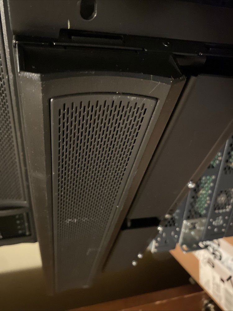 APC Smart-UPS X 120V External Battery Rack UPS SMX120BP