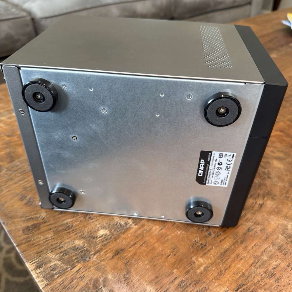 QNAP TS-459 PRO II NAS Storage System