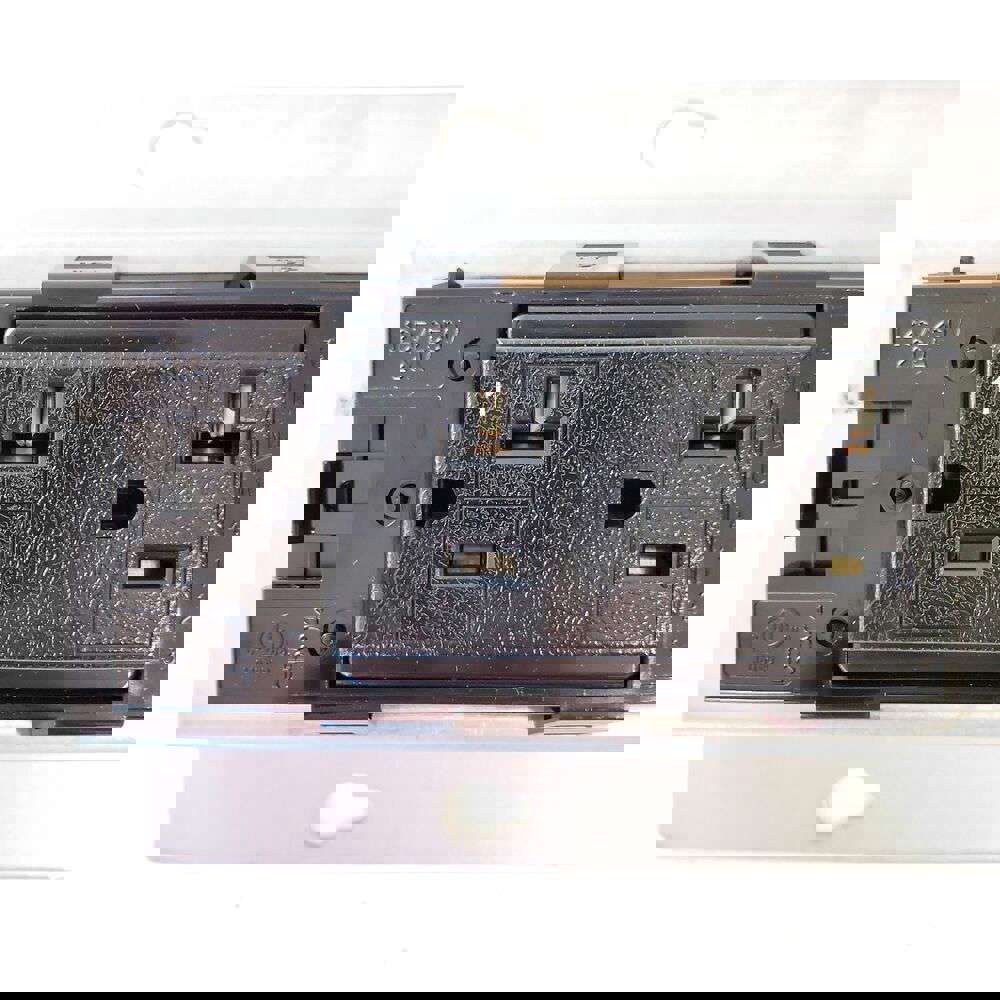 Commscope 1479220-1 Dual Duplex Power Strip Assembly