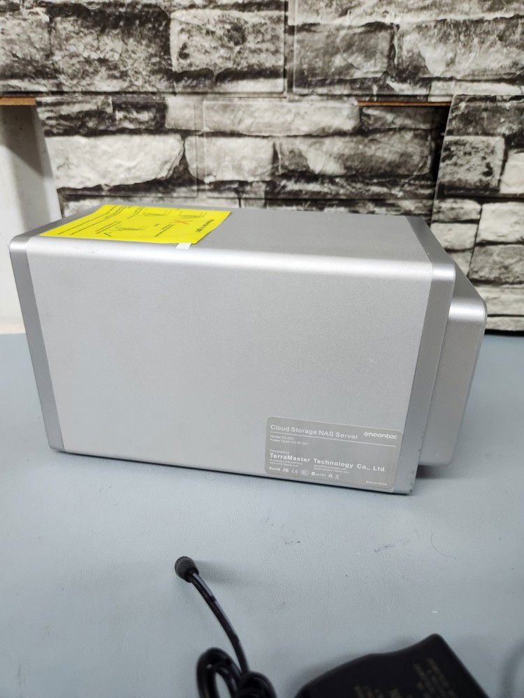 Terramaster F2-220 2-Bay Quad Core NAS Server