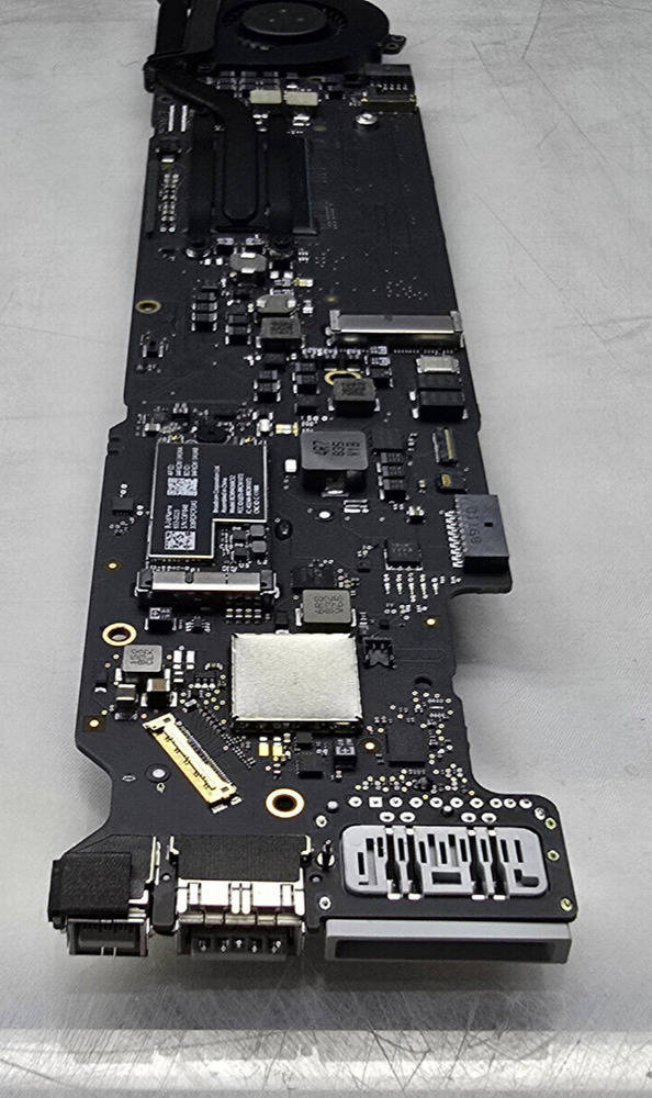 2015 MacBook Air 13 A1466 Logic Board with i7 Processor