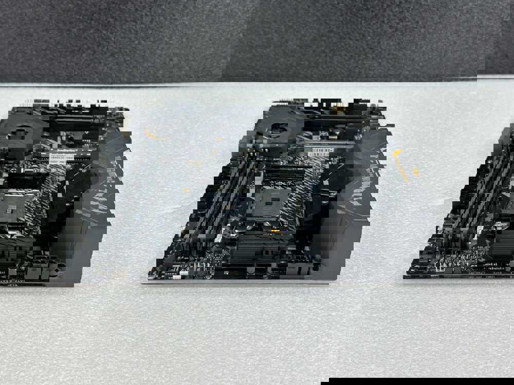 ASUS TUF GAMING X570-PLUS (WI-FI) AM4 Motherboard