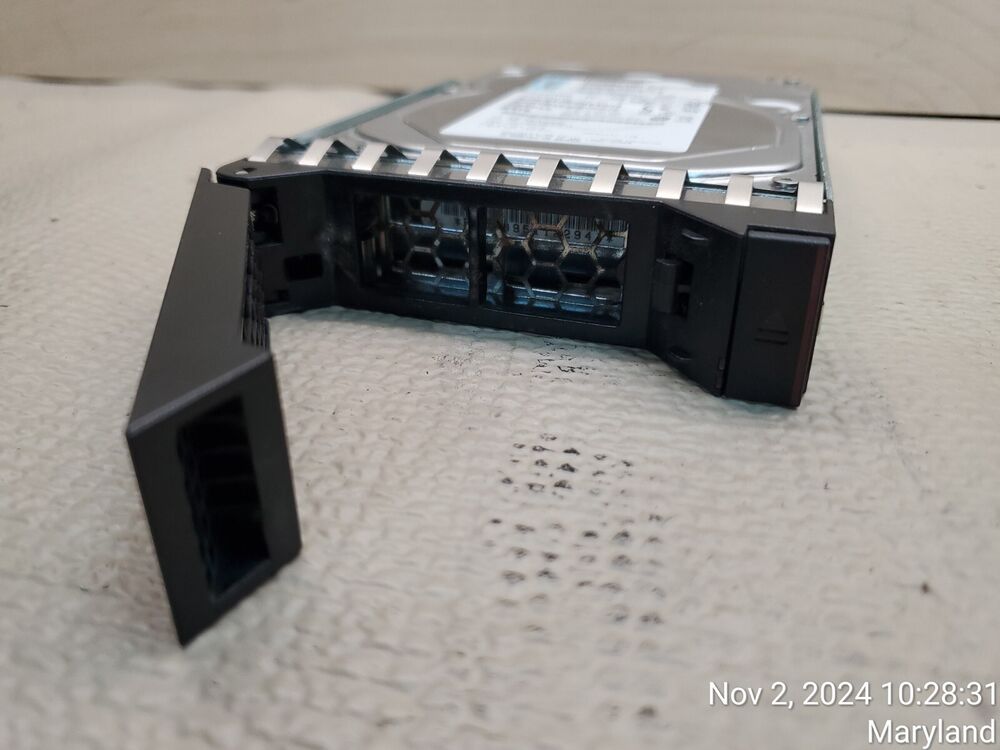 Lenovo ThinkServer 03T7869 1TB 7200 RPM SAS 3.5 Hard Drive HDD with Caddy