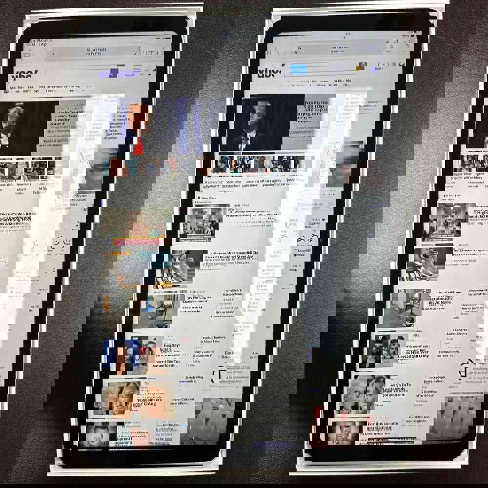 Apple iPad 10th Generation 10.9-inch Wi-Fi Tablet (64GB/256GB, All Colors)