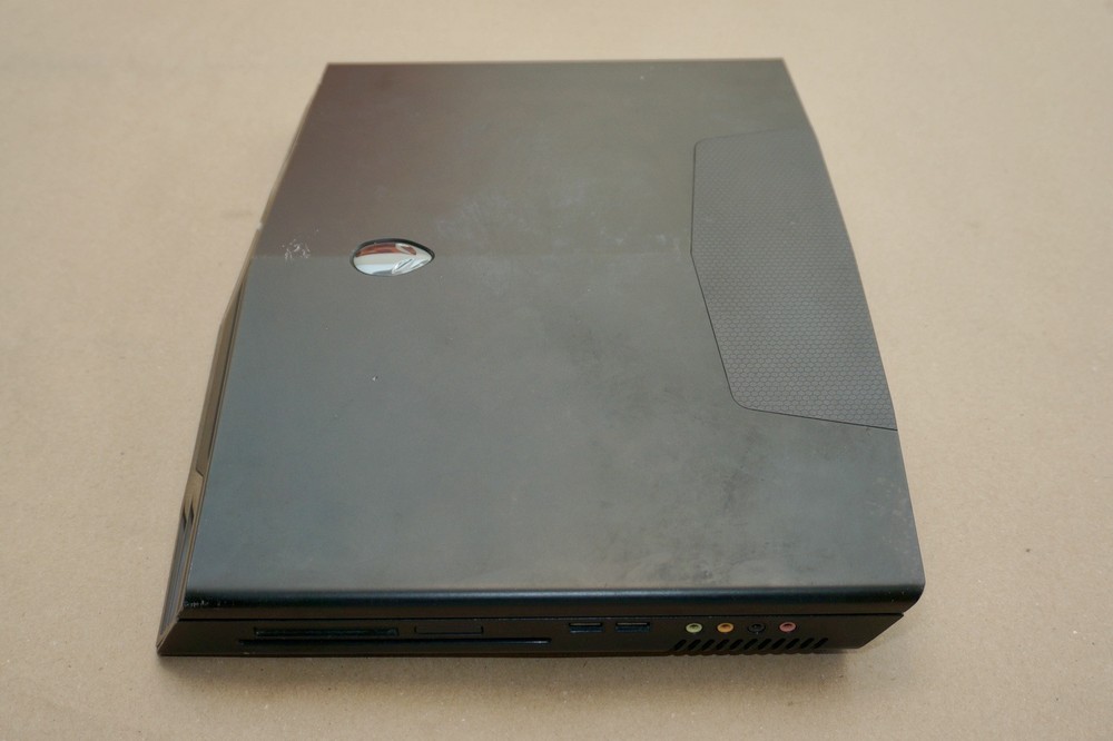 Alienware M17x R1 Gaming Laptop with GTX 280M SLI and 256GB SSD