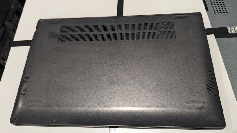Dell Vostro 5502 Laptop - Intel i7-1165G7, 16GB RAM, 512GB SSD, Nvidia MX330