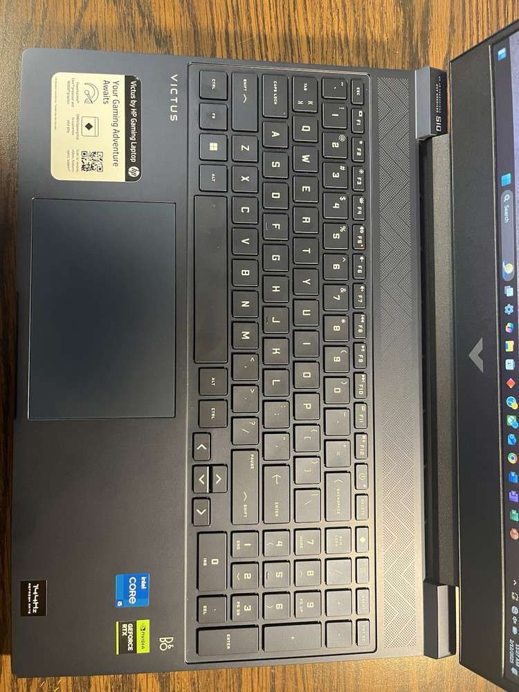 HP Victus 15.6 Full HD 144Hz Gaming Laptop - Intel Core i5 - 8GB Memory
