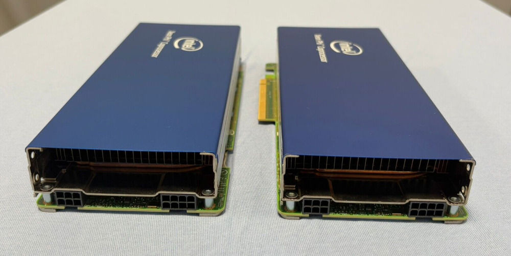 Intel Xeon Phi Coprocessor 7120P E2M34A 732636-001 666921-001 - Lot of 2