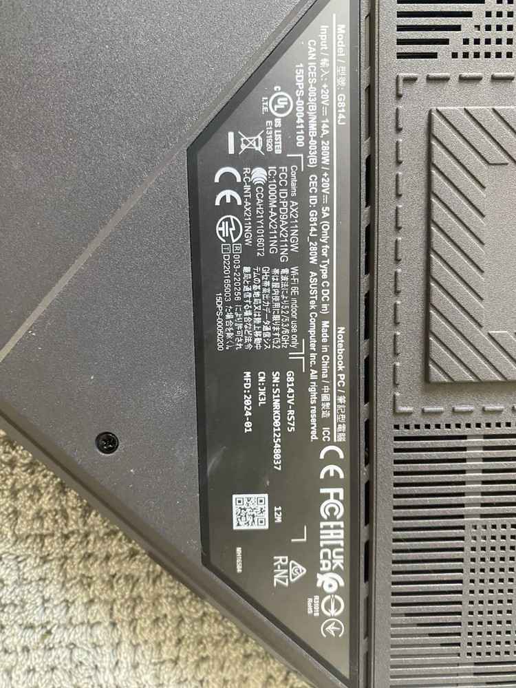 Asus ROG Strix G18 (2023) Gaming Laptop - 13th Gen i7, RTX 4060, 16GB RAM, 2TB SSD