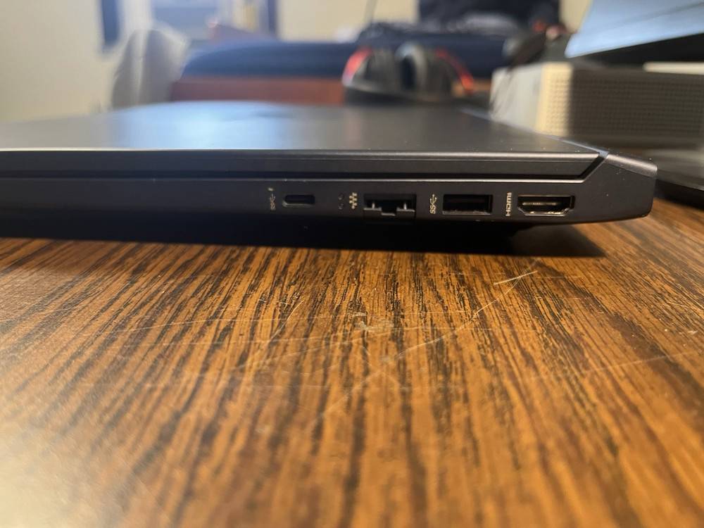 HP Victus 15.6 Full HD 144Hz Gaming Laptop - Intel Core i5 - 8GB Memory